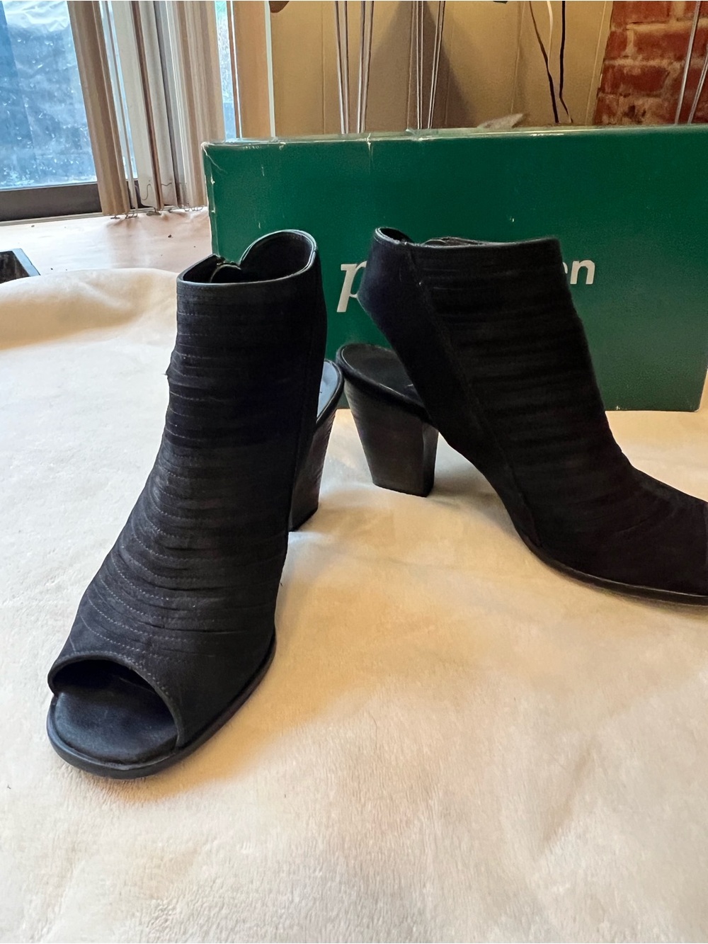 Paul Green Cayenne brushed black leather bootie heels sandal size 8